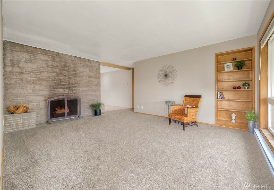 Property Photo: 3701 S M St WA 98418