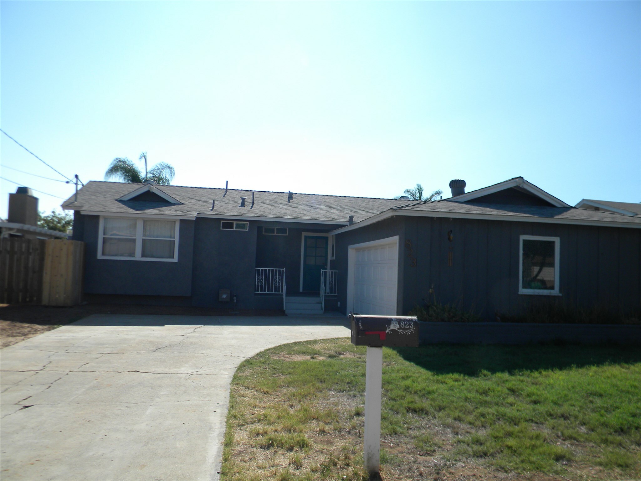 Property Photo:  823 Camellia Street  CA 92027 