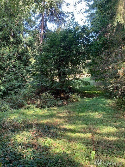 Property Photo:  12125 Clearview Dr  WA 98026 