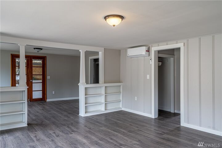 Property Photo:  220 E Gibson  WA 98816 