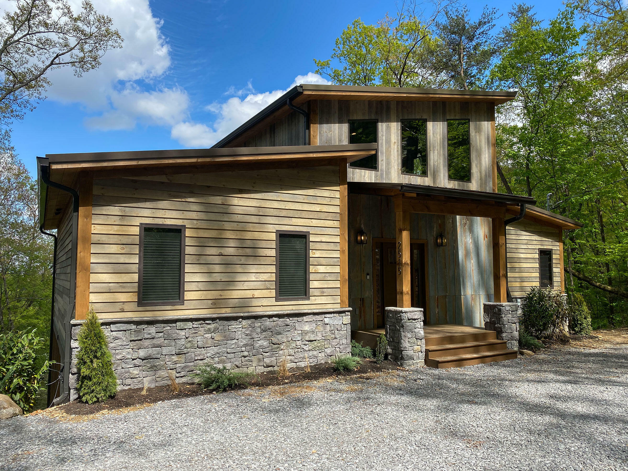 Property Photo: 2515 Cove Mountain Way TN 37862