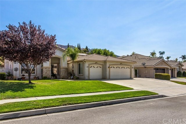 Property Photo:  13527 Mesa Crest Drive  CA 92399 