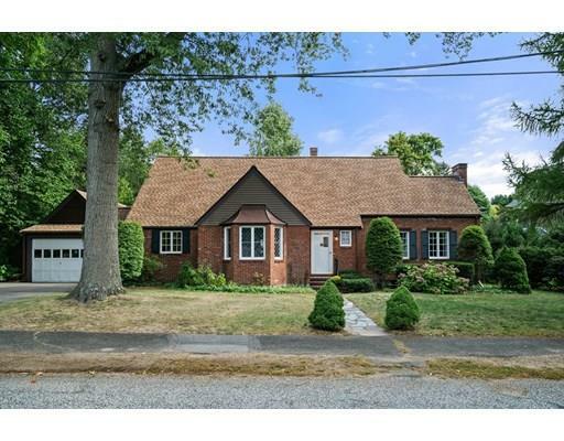 Property Photo: 7 Kirkland Circle MA 02481