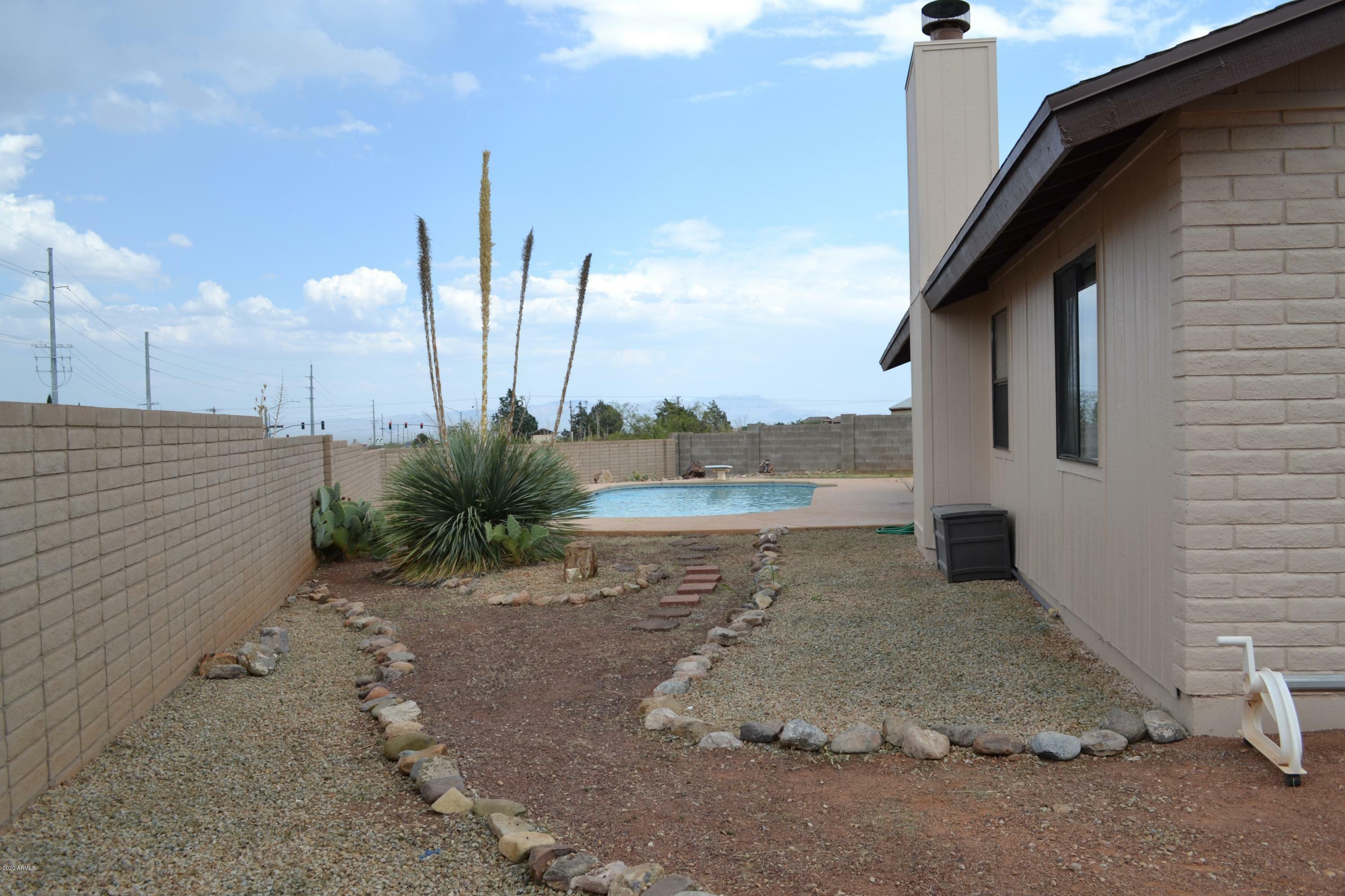 Property Photo: 3763 Sandpiper Drive AZ 85650