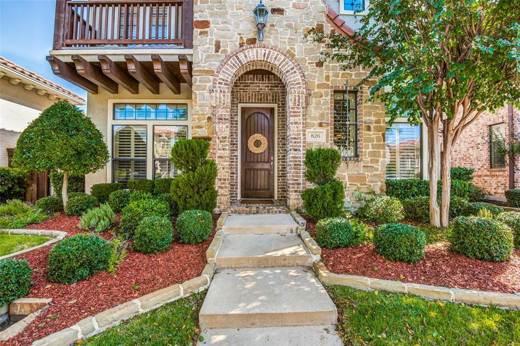Property Photo:  826 La Cima  TX 75039 
