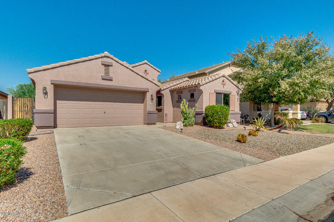 Property Photo:  42586 W Venture Road  AZ 85138 