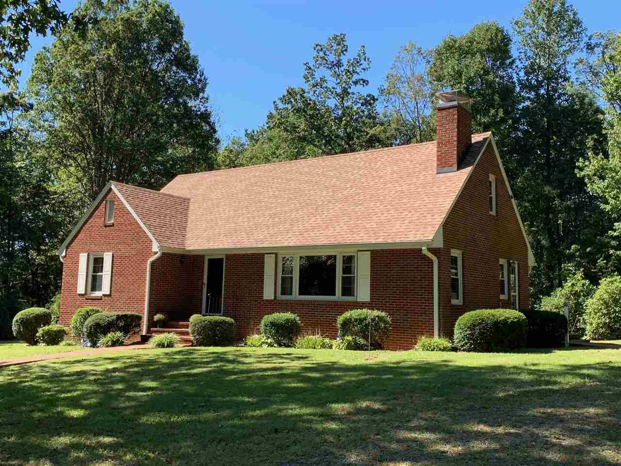 Property Photo: 886 Courthouse Mountain Rd VA 22727