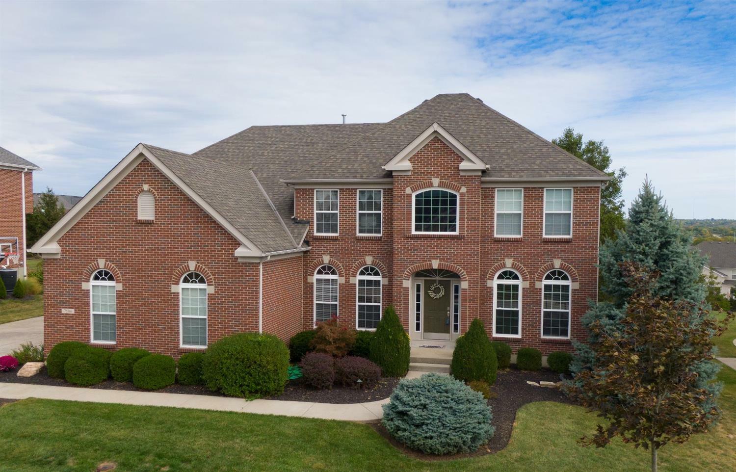 Property Photo:  7586 Foxchase Dr  OH 45069 