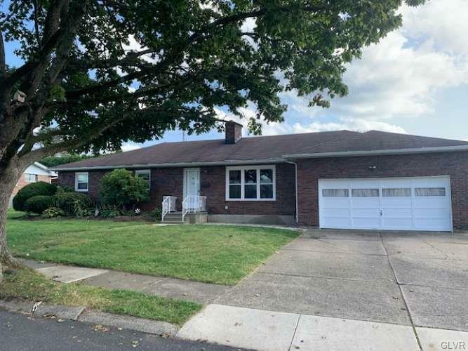 Property Photo:  316 Spruce Street  PA 18055 