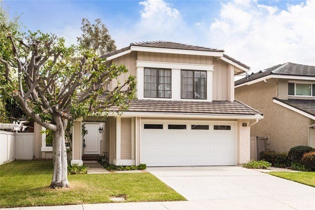 Property Photo:  8 Soaring Hawk  CA 92614 