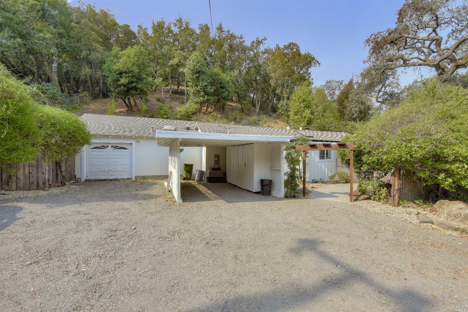 Property Photo: 475 Ridge Road CA 94947
