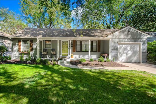 Property Photo: 4716 W 60th Terrace KS 66205
