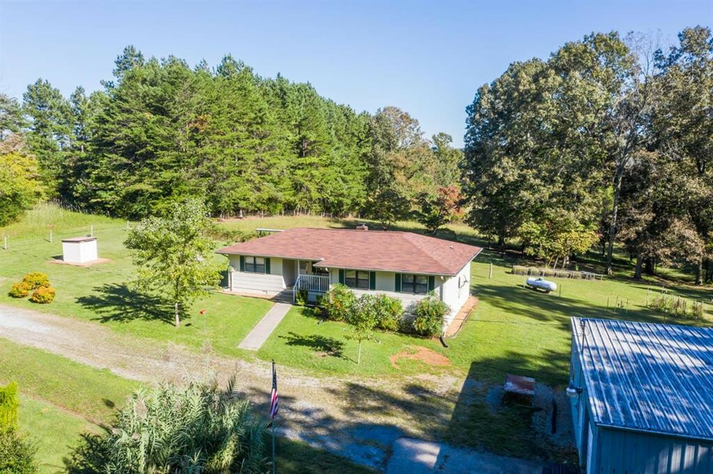 Property Photo:  182 County Road 552  TN 37303 