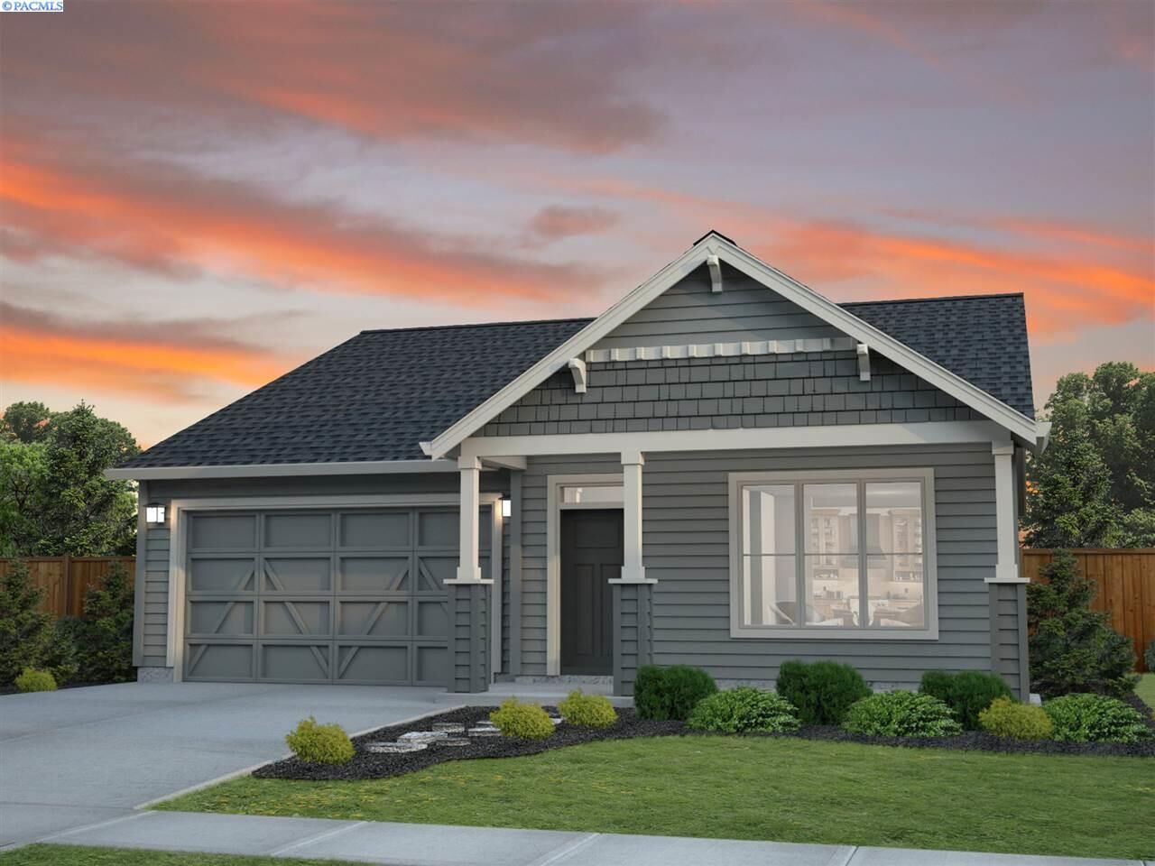 Property Photo:  401 Jade Ave  WA 98930 