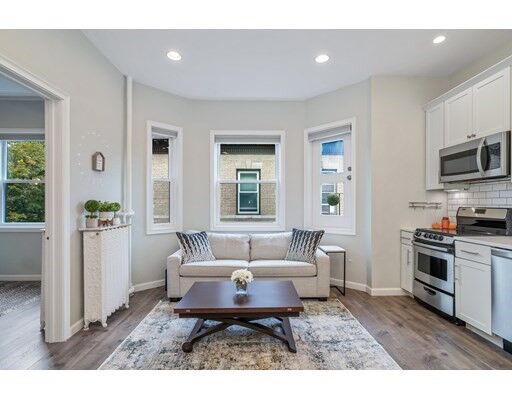 Property Photo:  119 Park St 8  MA 02446 