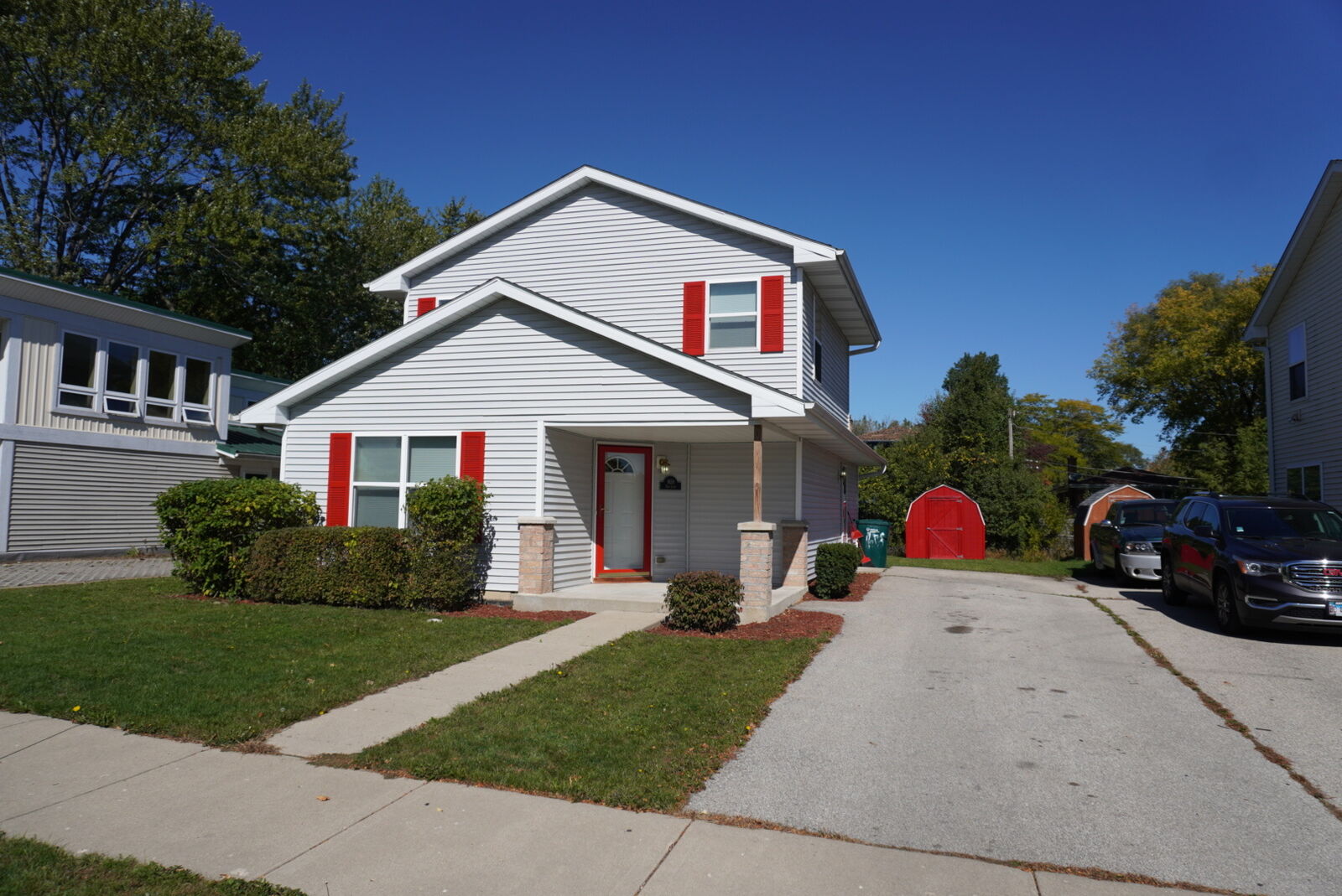 Property Photo:  1658 11th Court  IL 60085 