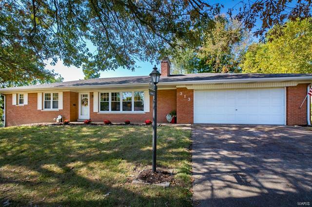 Property Photo: 313 Woodberry Lane 62223