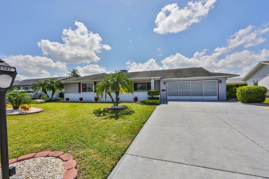 Property Photo:  1508 Bunker Hill Drive  FL 33573 