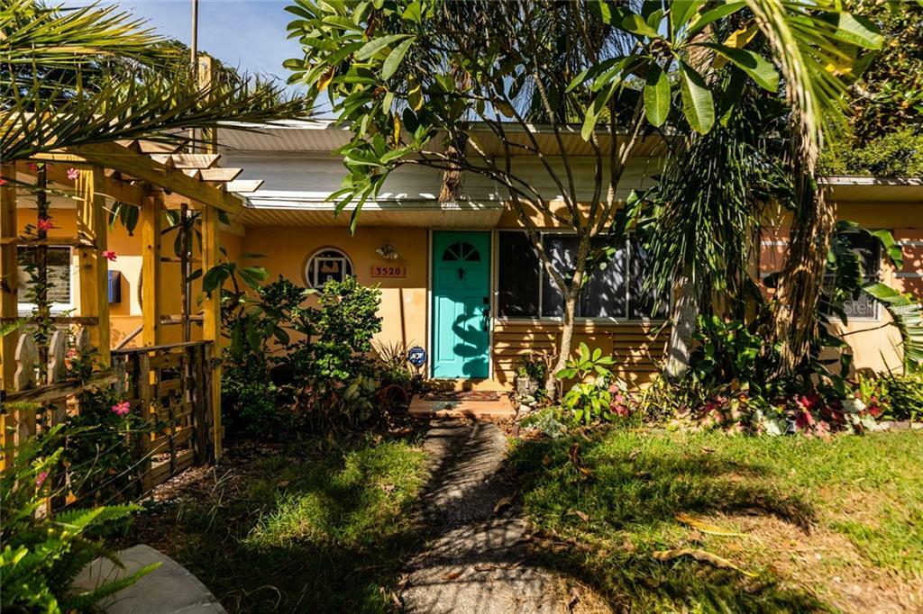 Property Photo:  3520 20th Street N  FL 33713 