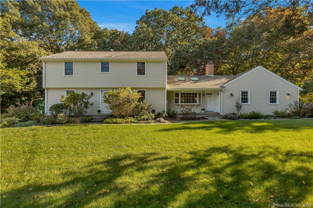 Property Photo: 112 Flintlock Road CT 06443