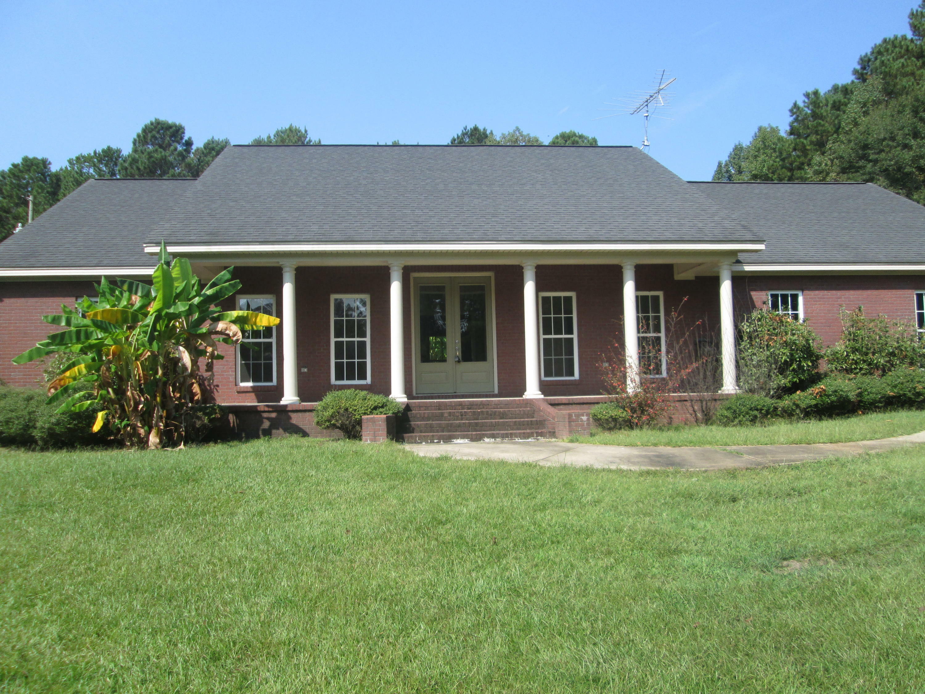 Property Photo:  45 Ramshur Ln.  MS 39429 