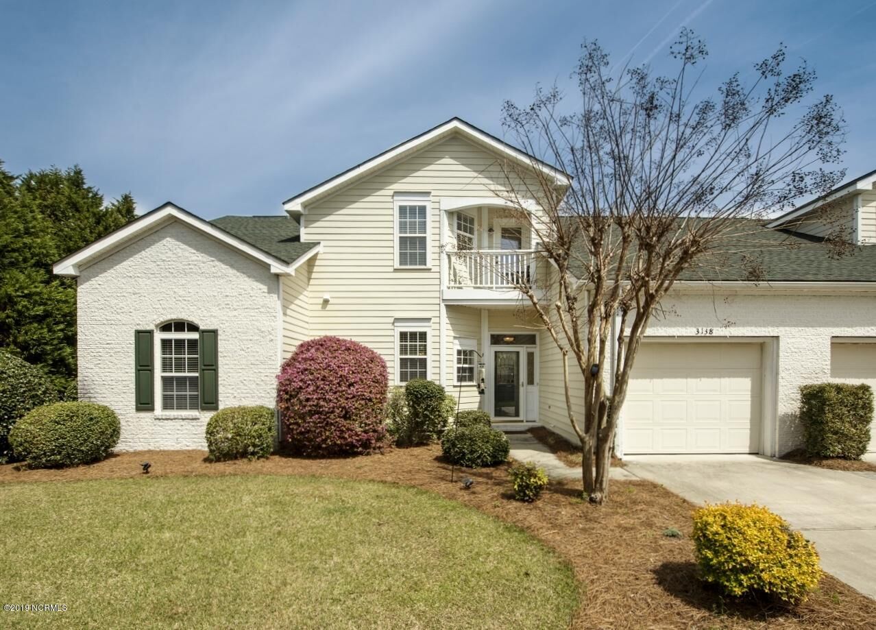 Property Photo:  3138 Lakeside Commons Drive SE 4  NC 28461 