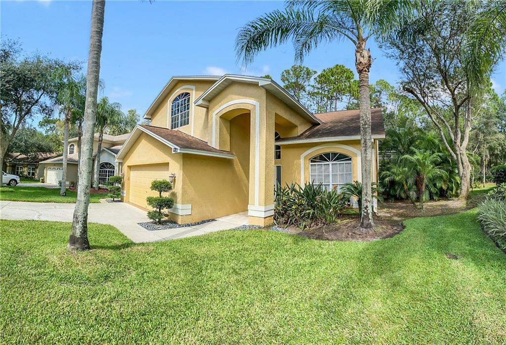 Property Photo:  1787 Bayhill Drive  FL 34677 