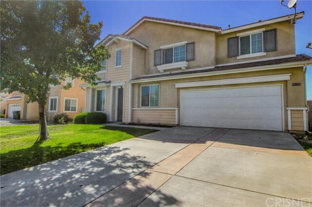 Property Photo: 39125 Desert Holly Lane CA 93551