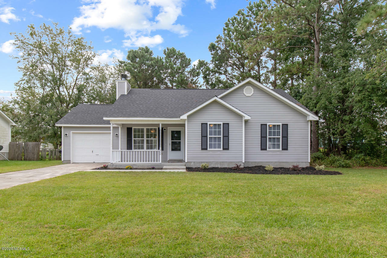 Property Photo:  326 Running Road  NC 28546 