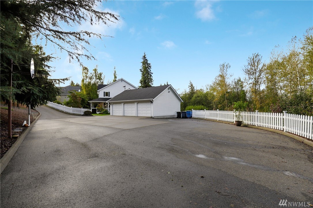 Property Photo:  3415 60th St Ct E  WA 98443 