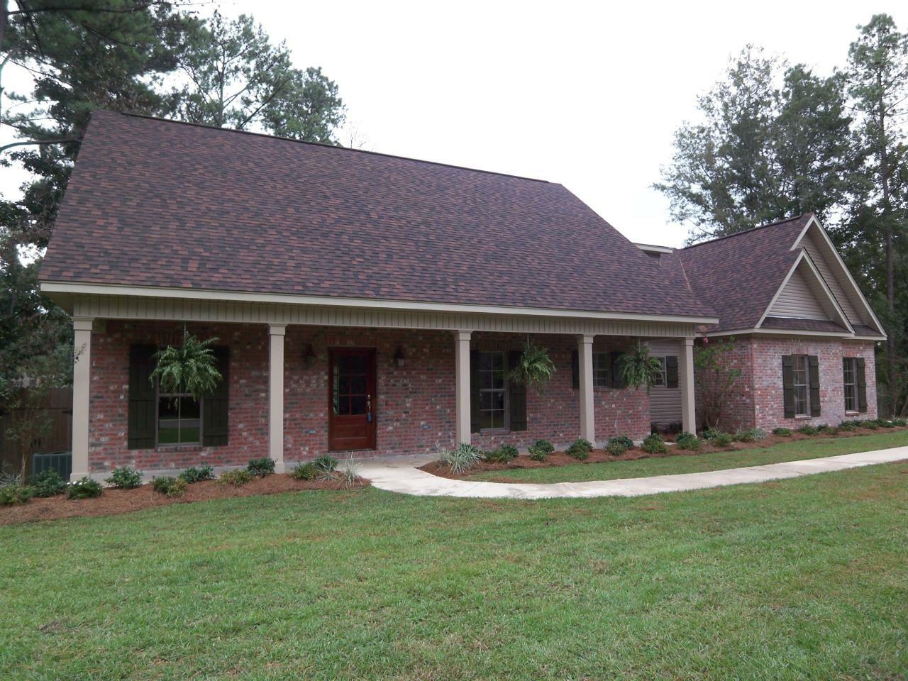 Property Photo:  89 Poplar Dr.  MS 39402 