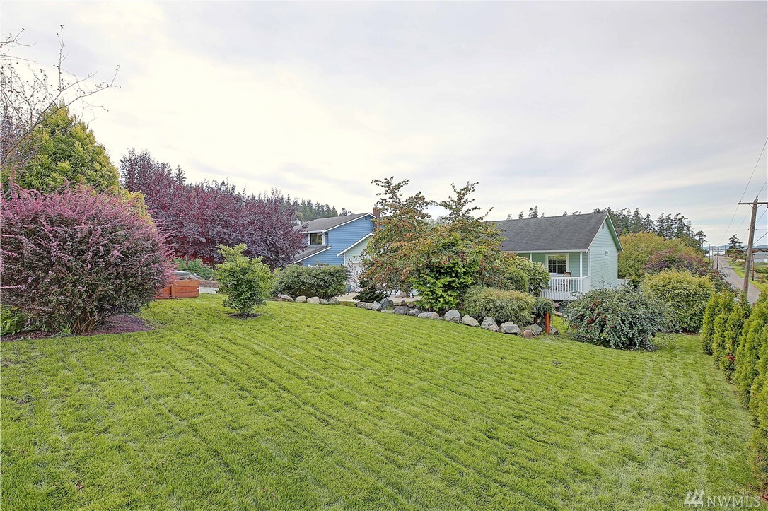 Property Photo: 728 Sandstone Lane WA 98282