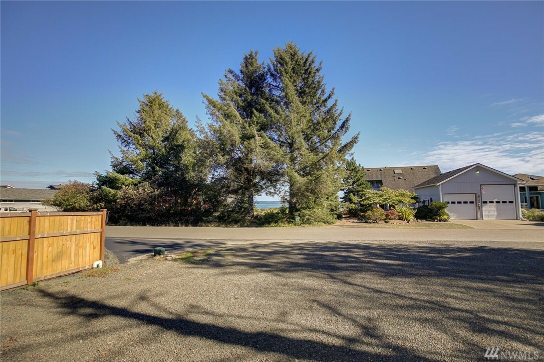 Property Photo:  565 Chinook Ave SE  WA 98569 