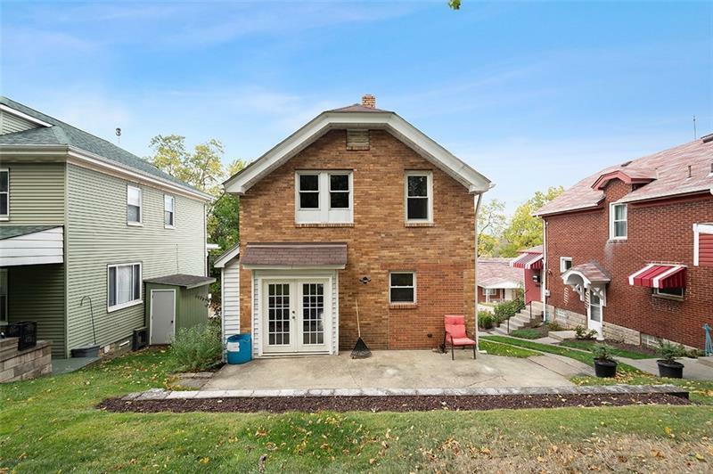 Property Photo:  2731 Strachan Avenue  PA 15226 