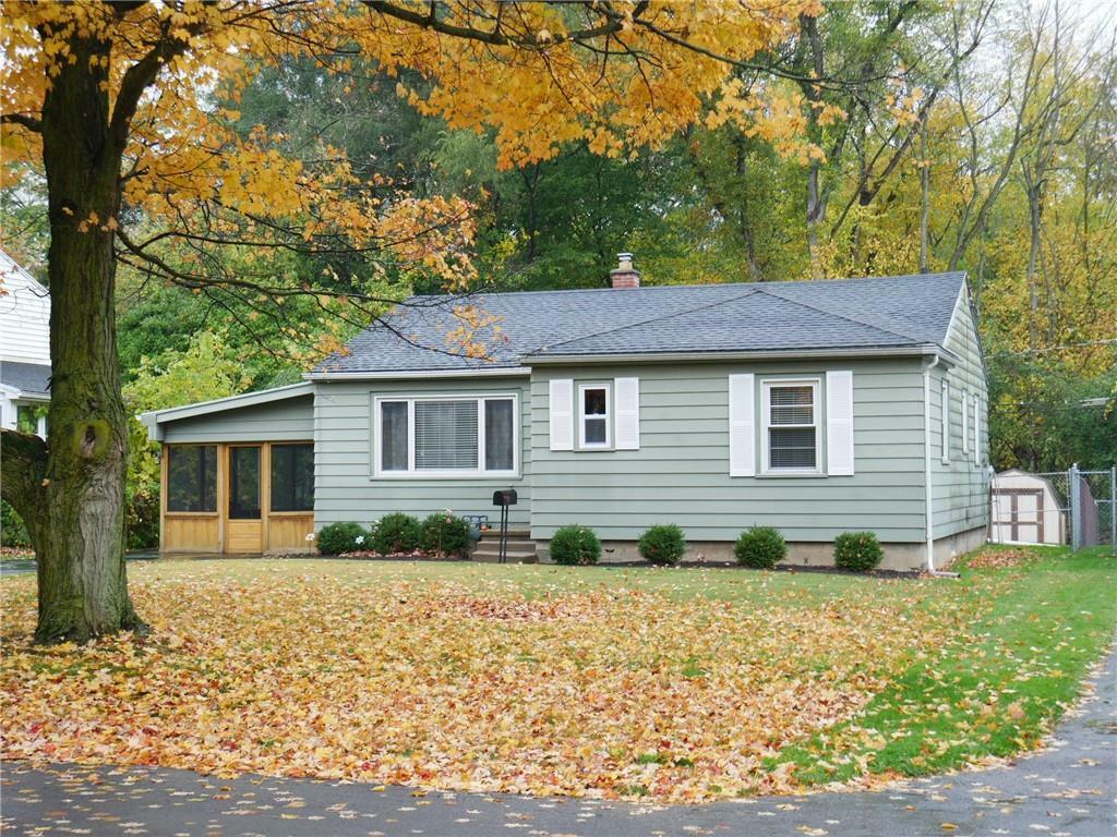 Property Photo:  35 Marilyn Parkway  NY 14624 