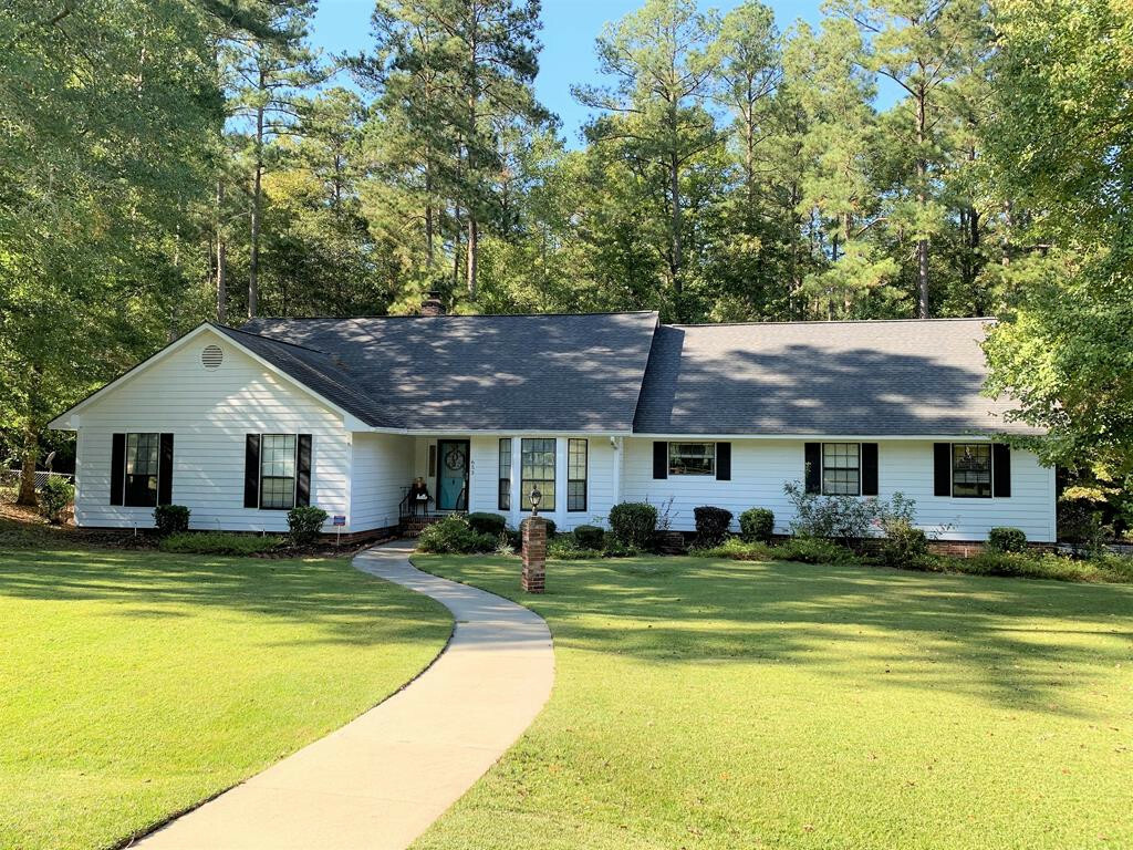 Property Photo:  653 Magnolia Drive  GA 30824 