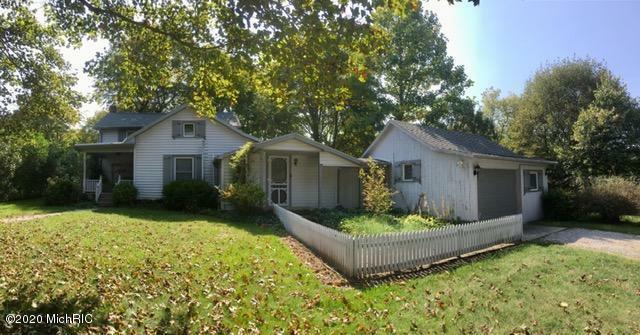 Property Photo:  3420 N Hillsdale Road  MI 49242 