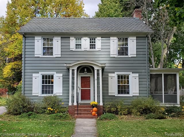 Property Photo:  1206 Whittier Road  MI 48197 