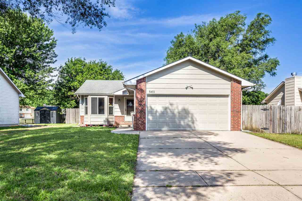 Property Photo:  5411 S Mosley St  KS 67216 