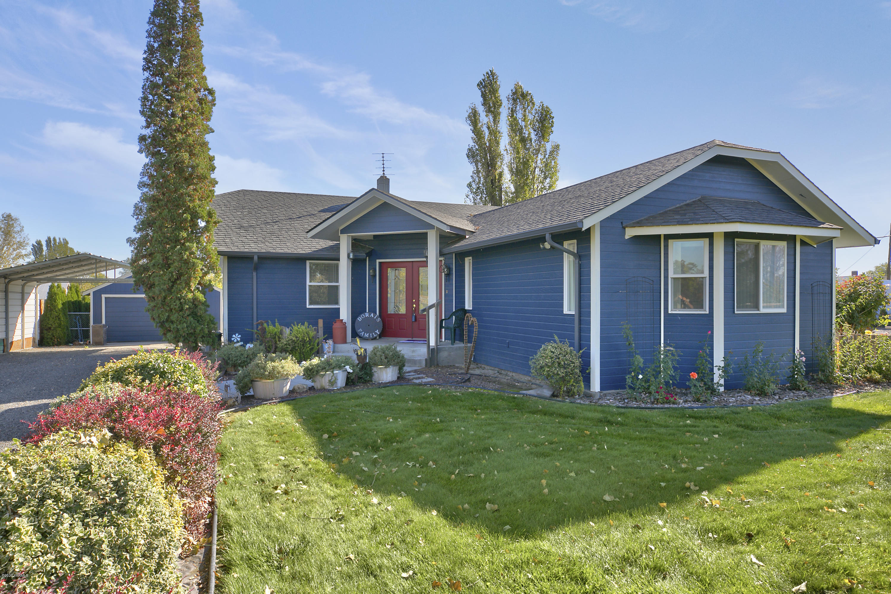 Property Photo: 81 Blue Goose Rd WA 98953