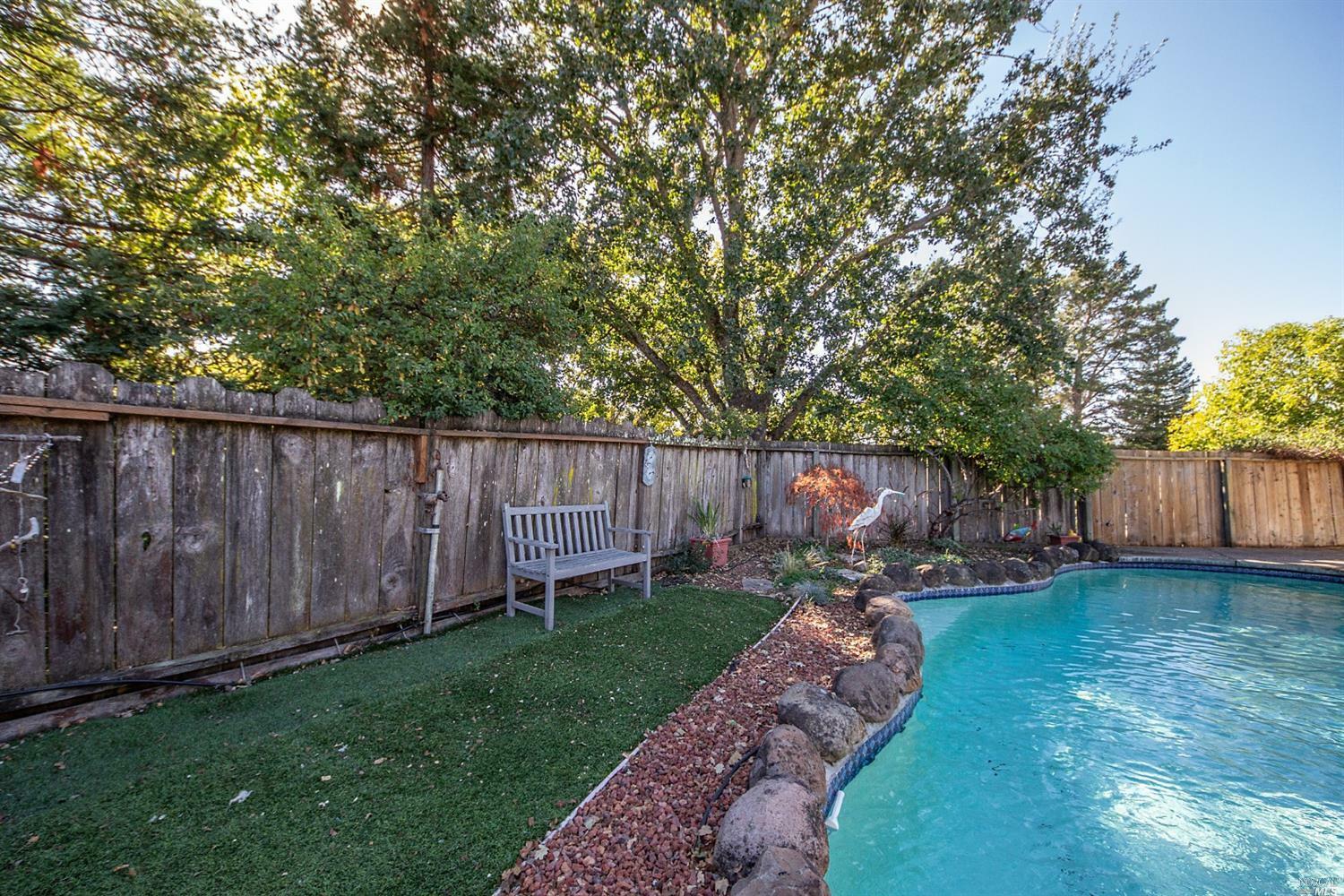 Property Photo: 200 San Carlos Way CA 94945