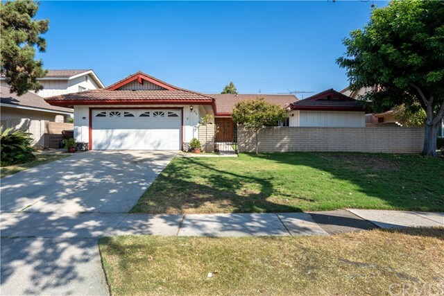 Property Photo:  419 Hillcrest Avenue  CA 92870 