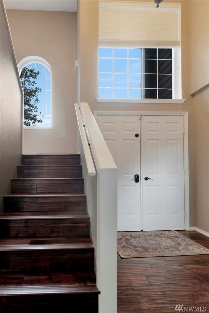 Property Photo: 2525 106th Ave E WA 98372