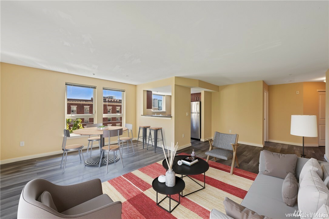 Property Photo: 108 5 Ave S 506 WA 98104