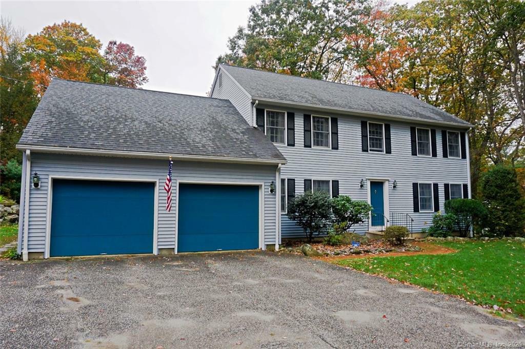 Property Photo:  165 Laurel Road  CT 06791 