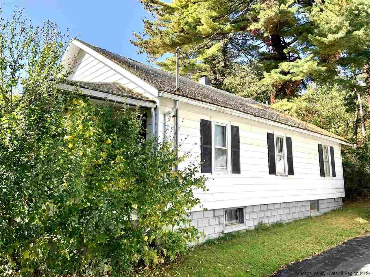 Property Photo:  185 Fairview  NY 12401 