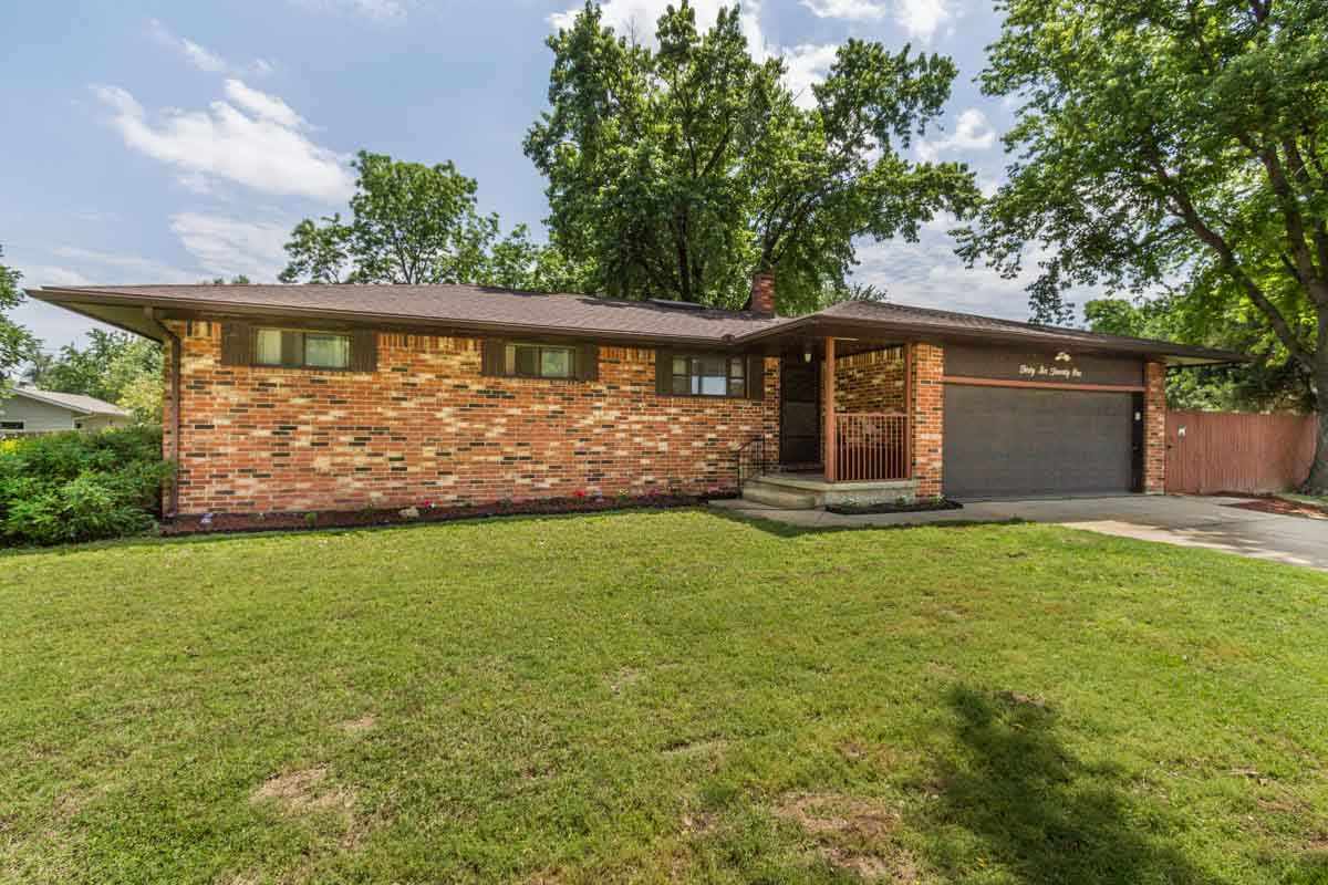 Property Photo: 4621 W 13th St N KS 67212