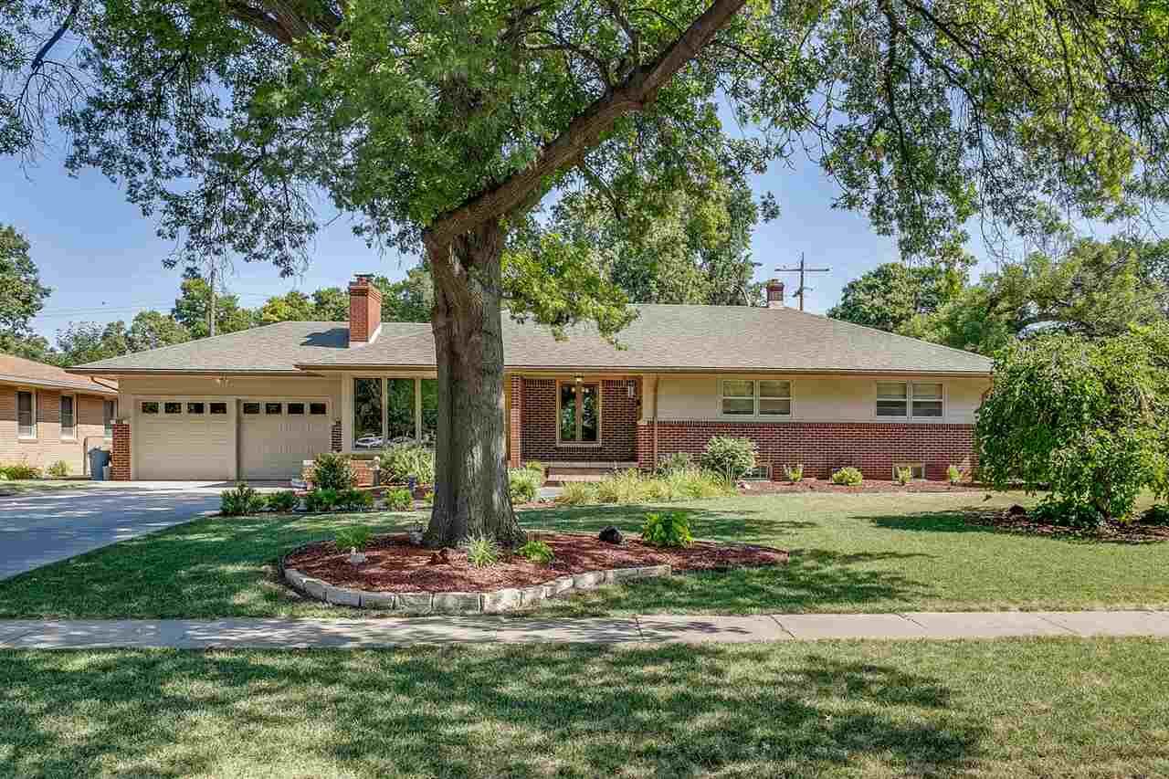 Property Photo: 3102 E Grail St KS 67211