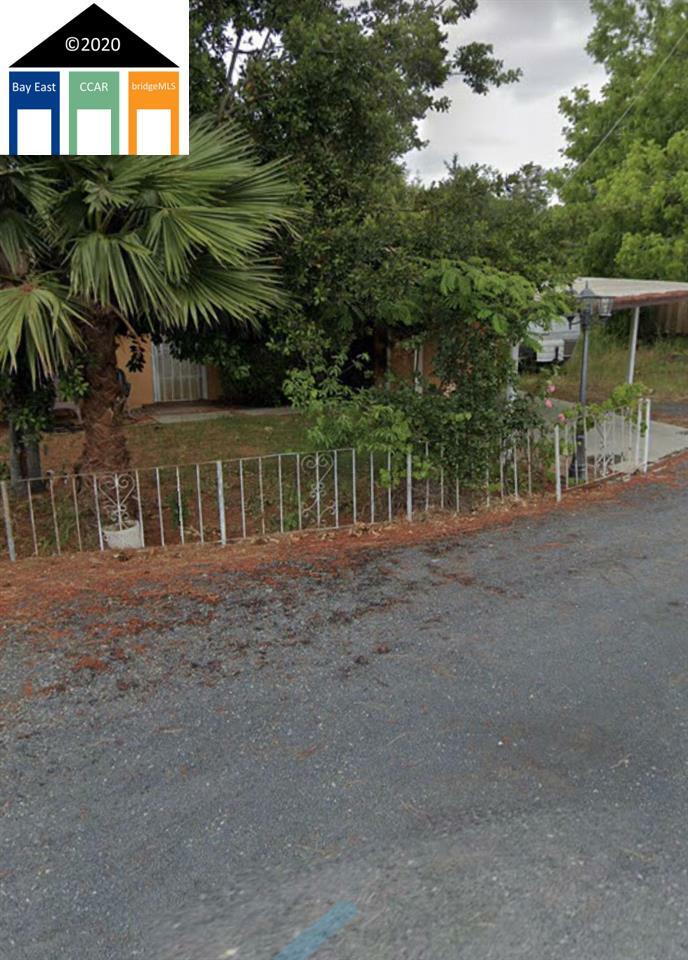 Property Photo: 1875 Lowana Cir CA 94521