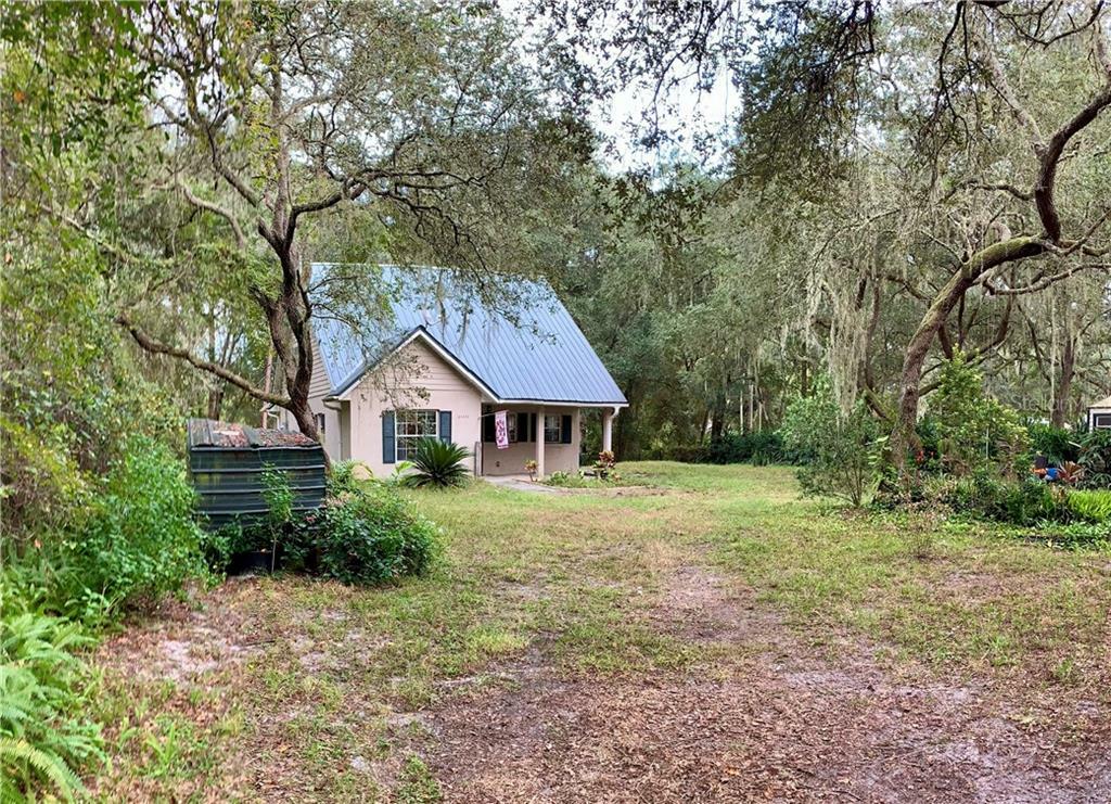 Property Photo:  43600 Sunset Drive  FL 32767 